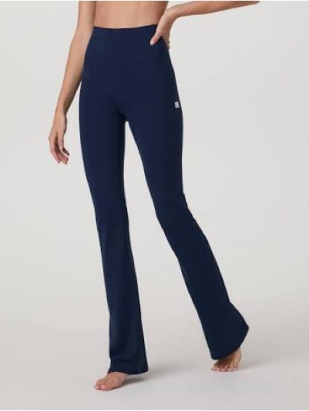 NWT sz L Vuori AllTheFeels Slim Flare in blue coast